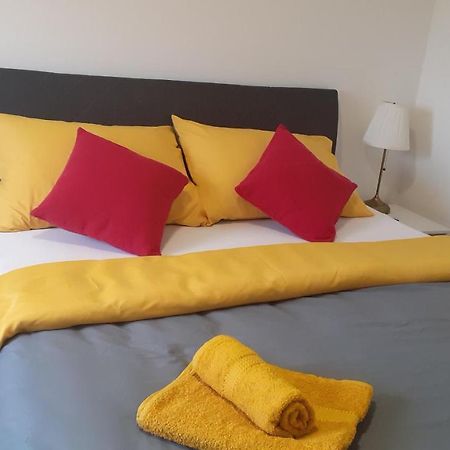 Oaza Klara Apartment Карловац Екстериор снимка